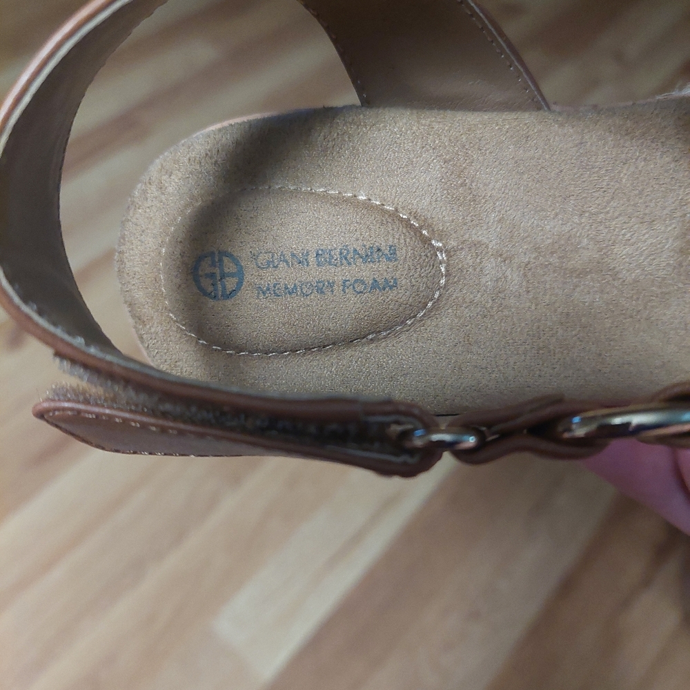 Gianni Bernini TERRII Casual Platform Sandal - Picture 4 of 4